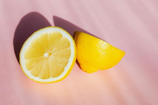 The Ultimate Guide to Choosing the Best Lemon Chapstick for Soft, Luscious Lips